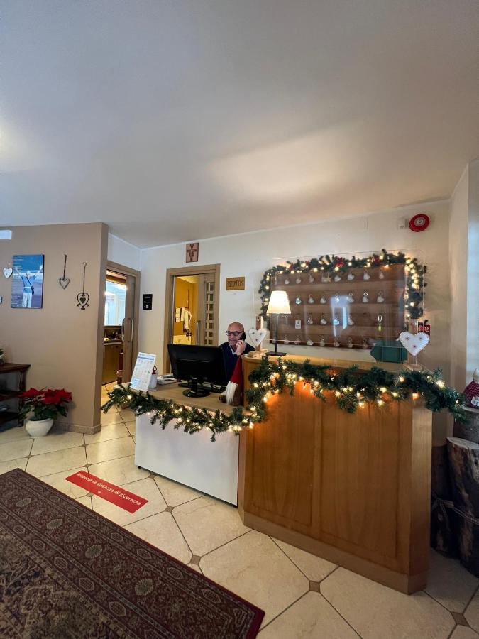 Santa Maria ad Nives Hotel Canazei Bagian luar foto