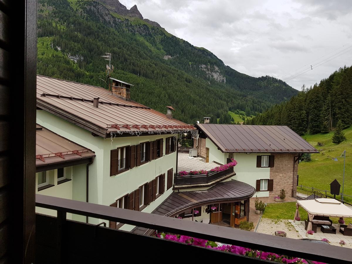 Santa Maria ad Nives Hotel Canazei Bagian luar foto